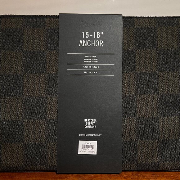 New Herschel Anchor Laptop Sleeve - Olive Checker - 13"-16" - Picture 6 of 7